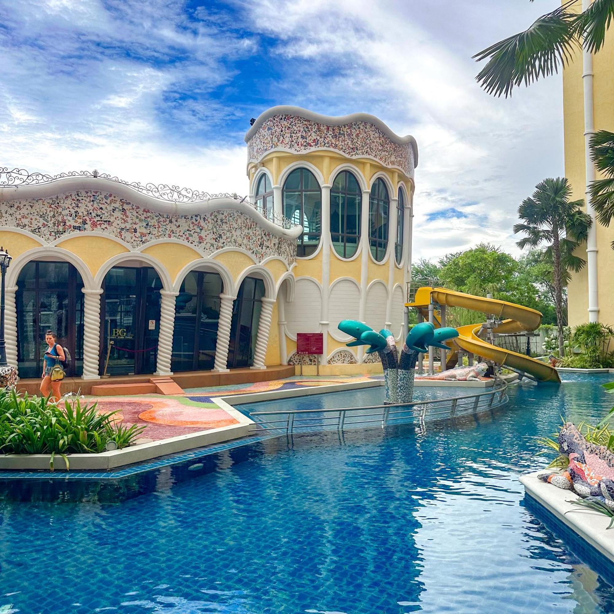 Espana Resort Jomtien Beach Pattaya Buitenkant foto