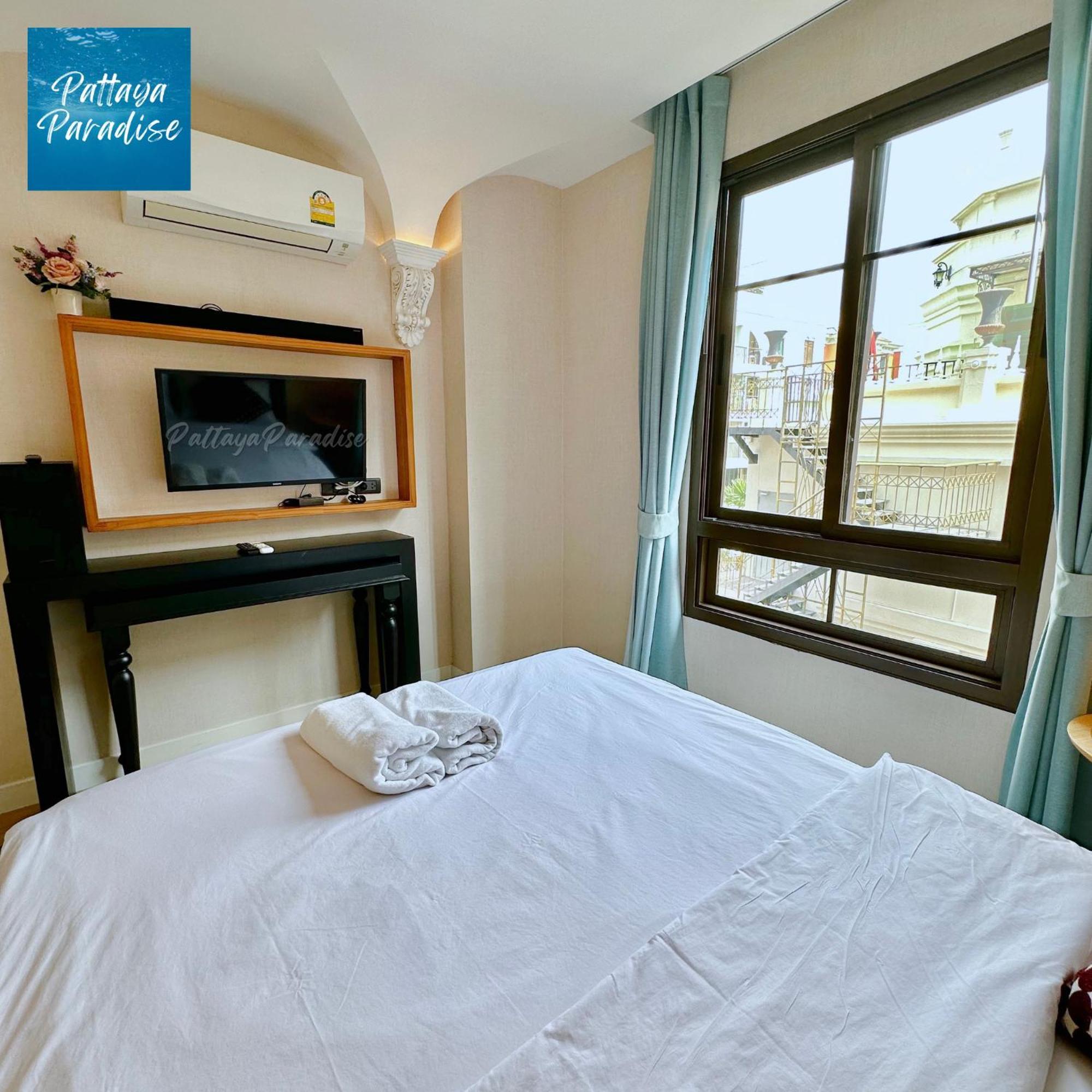 Espana Resort Jomtien Beach Pattaya Buitenkant foto
